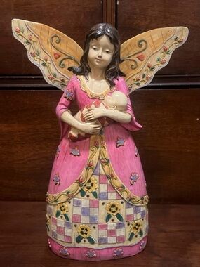 Seymour Mann Folk Art Resin Angel Holding Baby Figurine – Quilt Pattern
